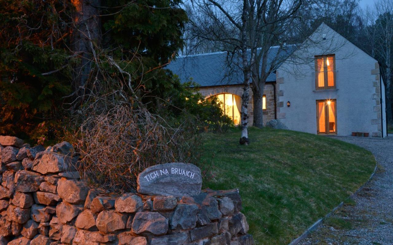 Bed and Breakfast Tigh Na Bruaich à Kingussie Extérieur photo